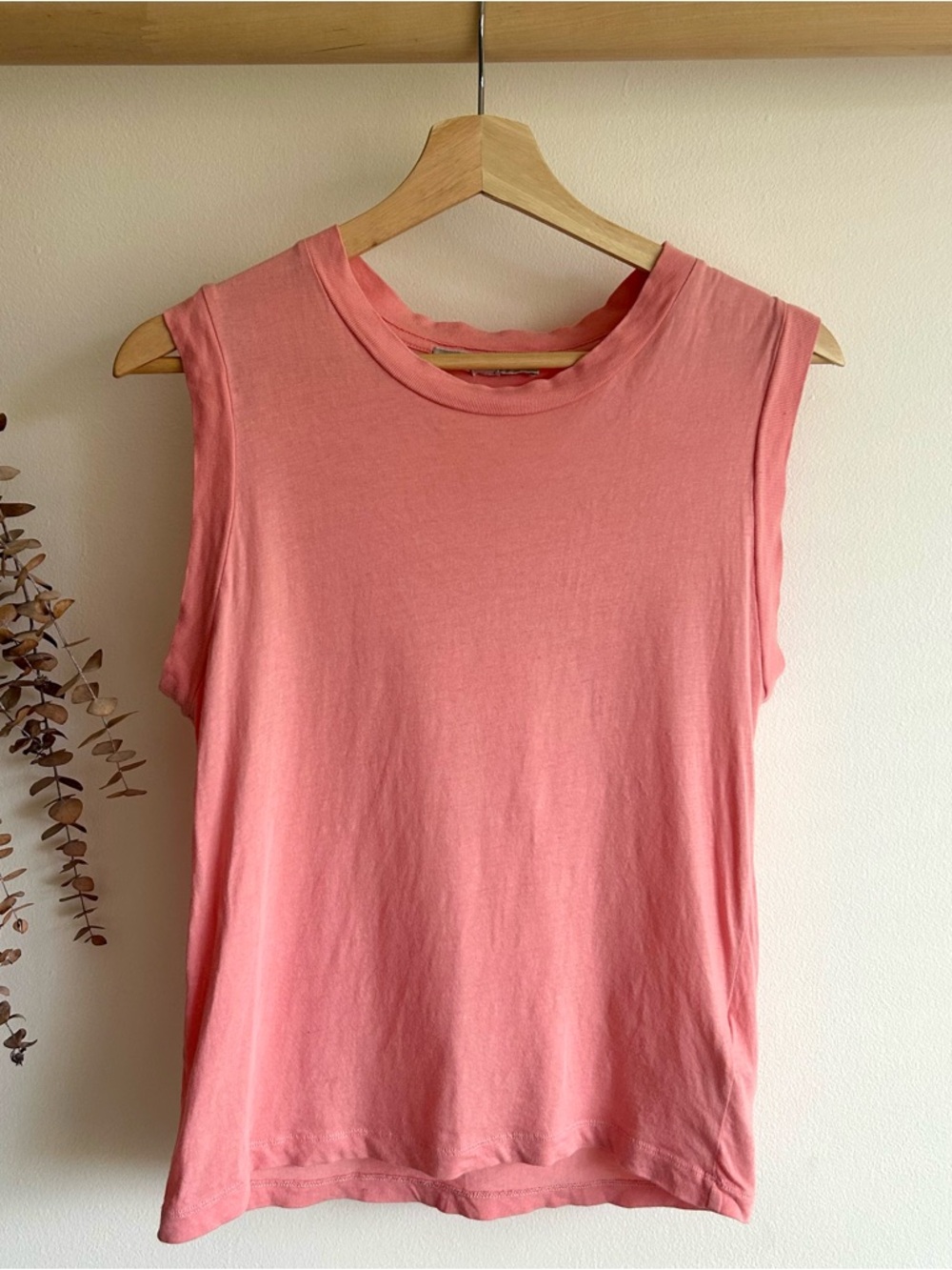 ALL SAINTS Coral Pink Muscle Tee Tank Top. Size M